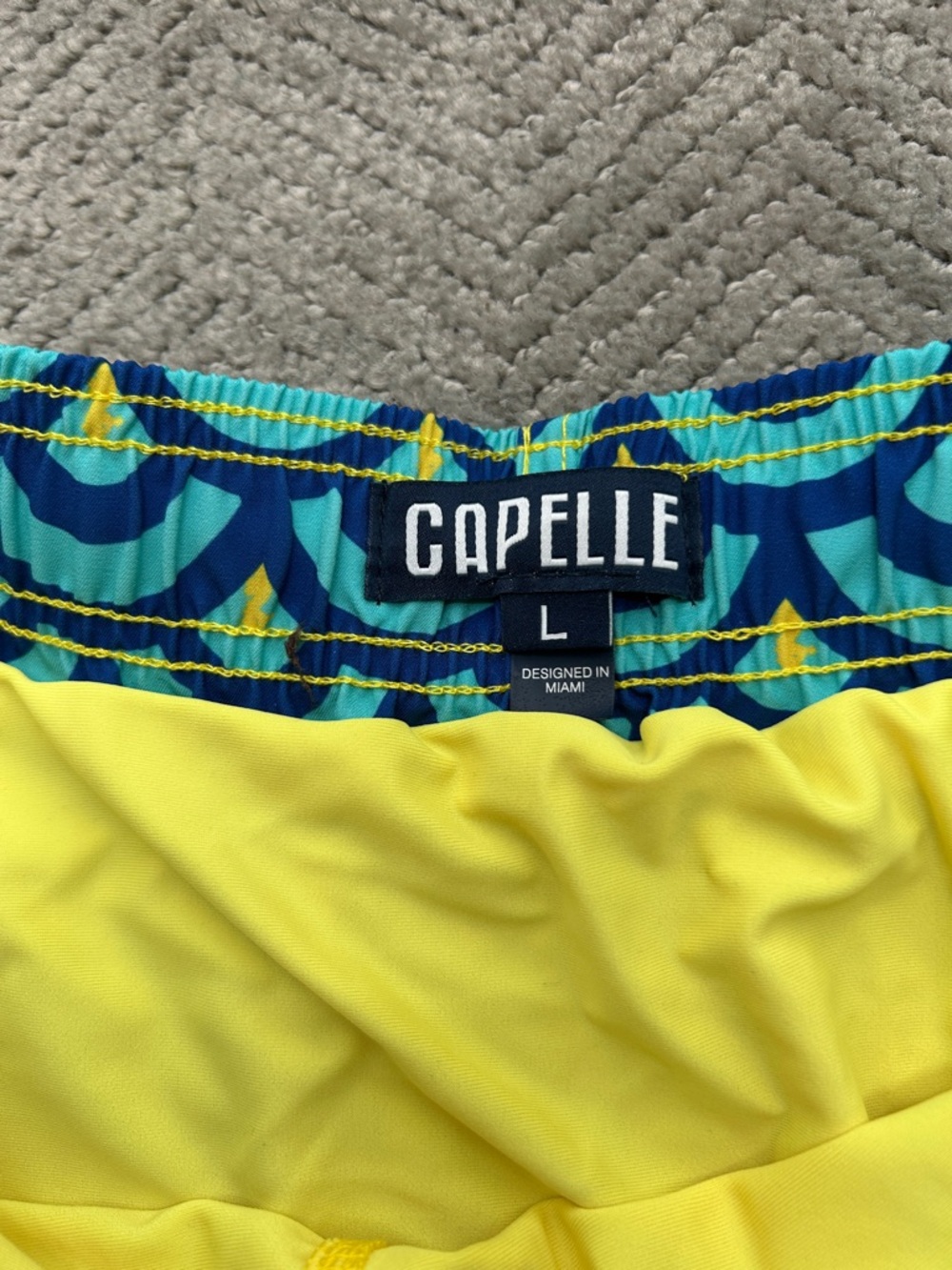 Capelle Men’s Men’s Premium Compression-Lined Hybrid Shorts – Clouds Size Large - Picture 3 of 9